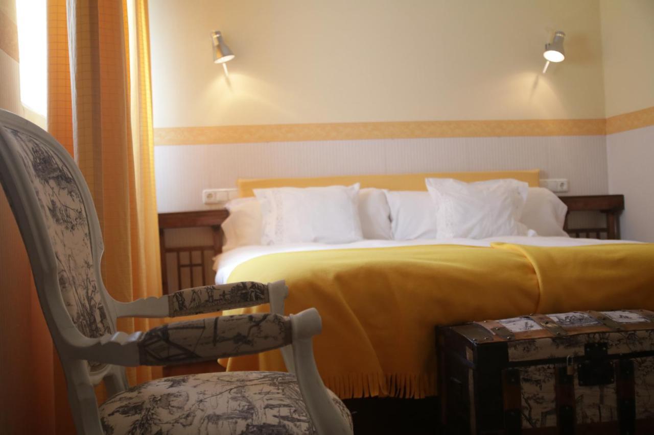 Hotel Villa Maria Fuentes de Béjar Dış mekan fotoğraf