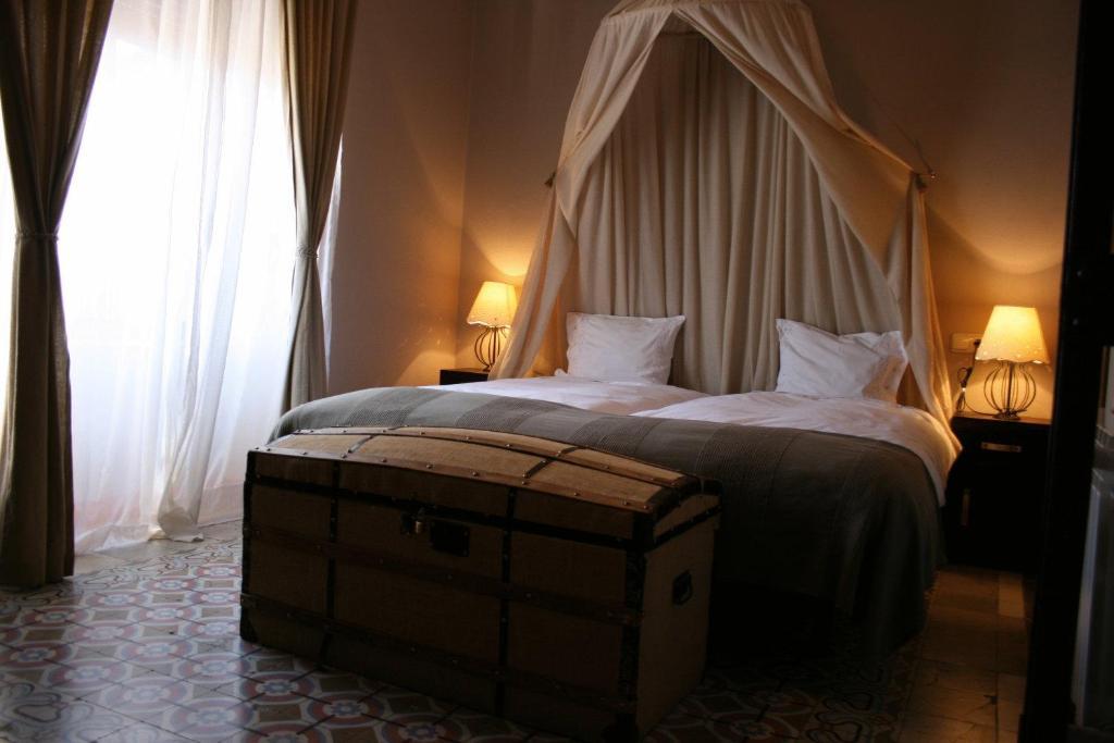 Hotel Villa Maria Fuentes de Béjar Dış mekan fotoğraf